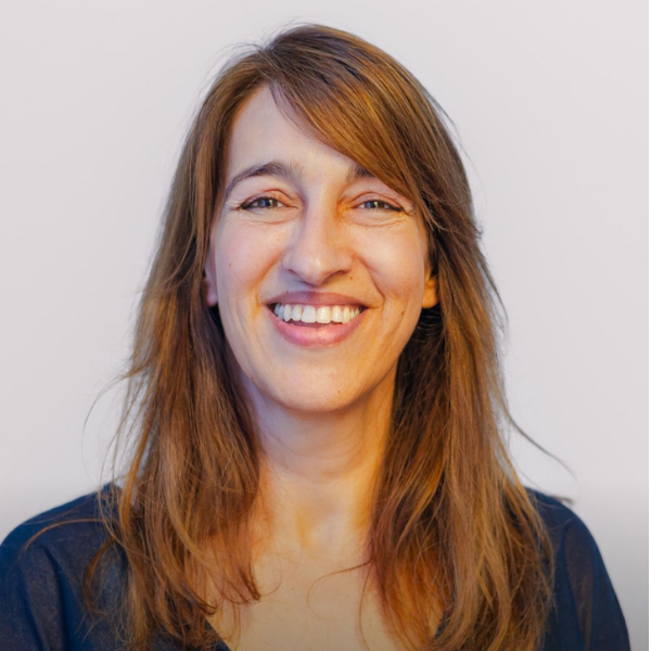 Maria Moura Oliveira